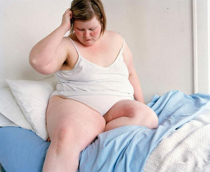 美国女摄影师自拍肥胖生活