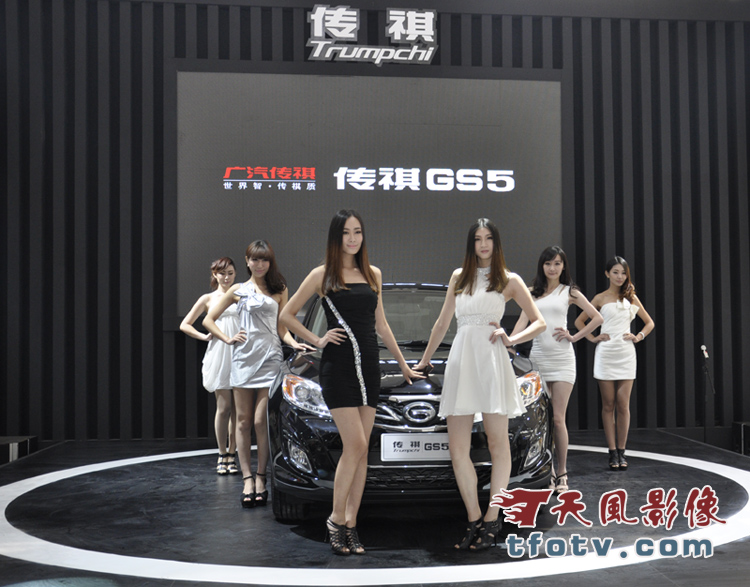 广汽传祺携传祺GS5周年纪念版和周年限量版两款重磅新车型亮相杭州车展