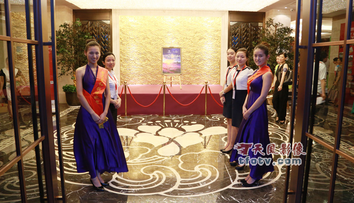 金昌·春和钱塘杭州首场全球顶级婚纱风尚秀工作花絮摄影摄像