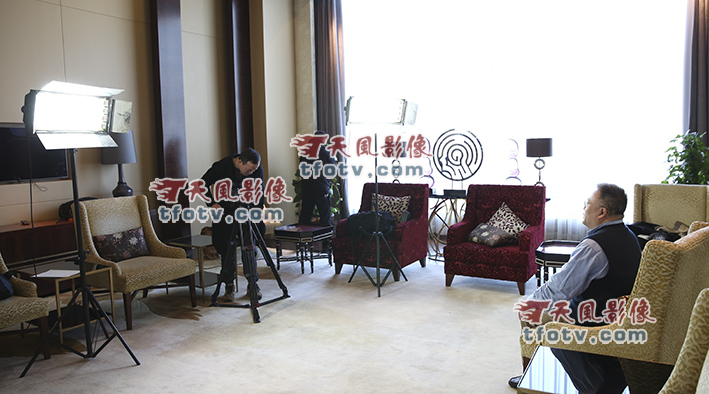 杭州采访摄像，杭州采访录像，顾问会集体照拍摄